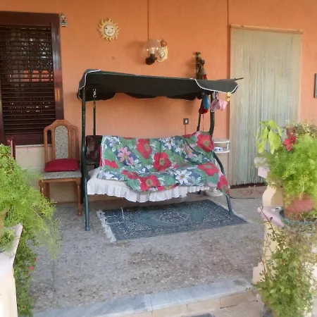 Gherghina Nocleg ze śniadaniem Lama (Apulia)