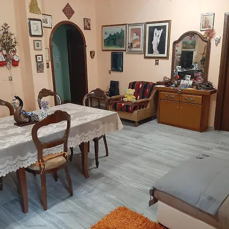 Bed & Breakfast Gherghina *
