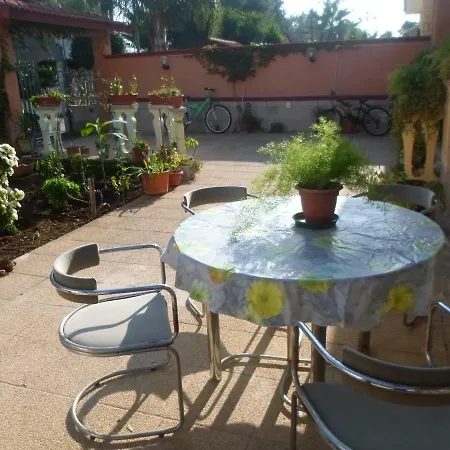 Gherghina Bed & Breakfast *