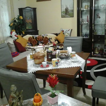 Bed & Breakfast Gherghina *